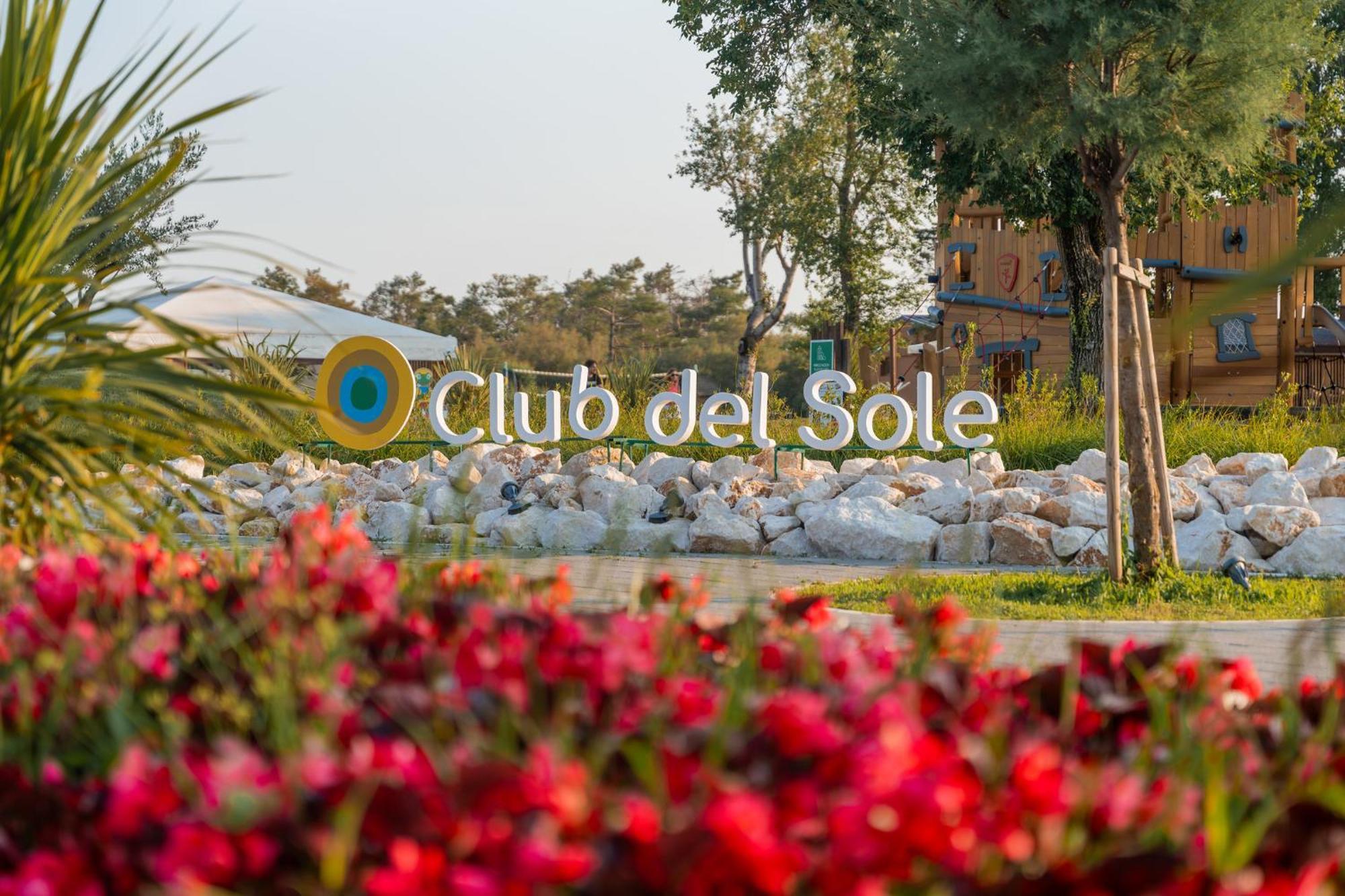 מלון לידו דה ספינה Club Del Sole Spina Family Collection מראה חיצוני תמונה